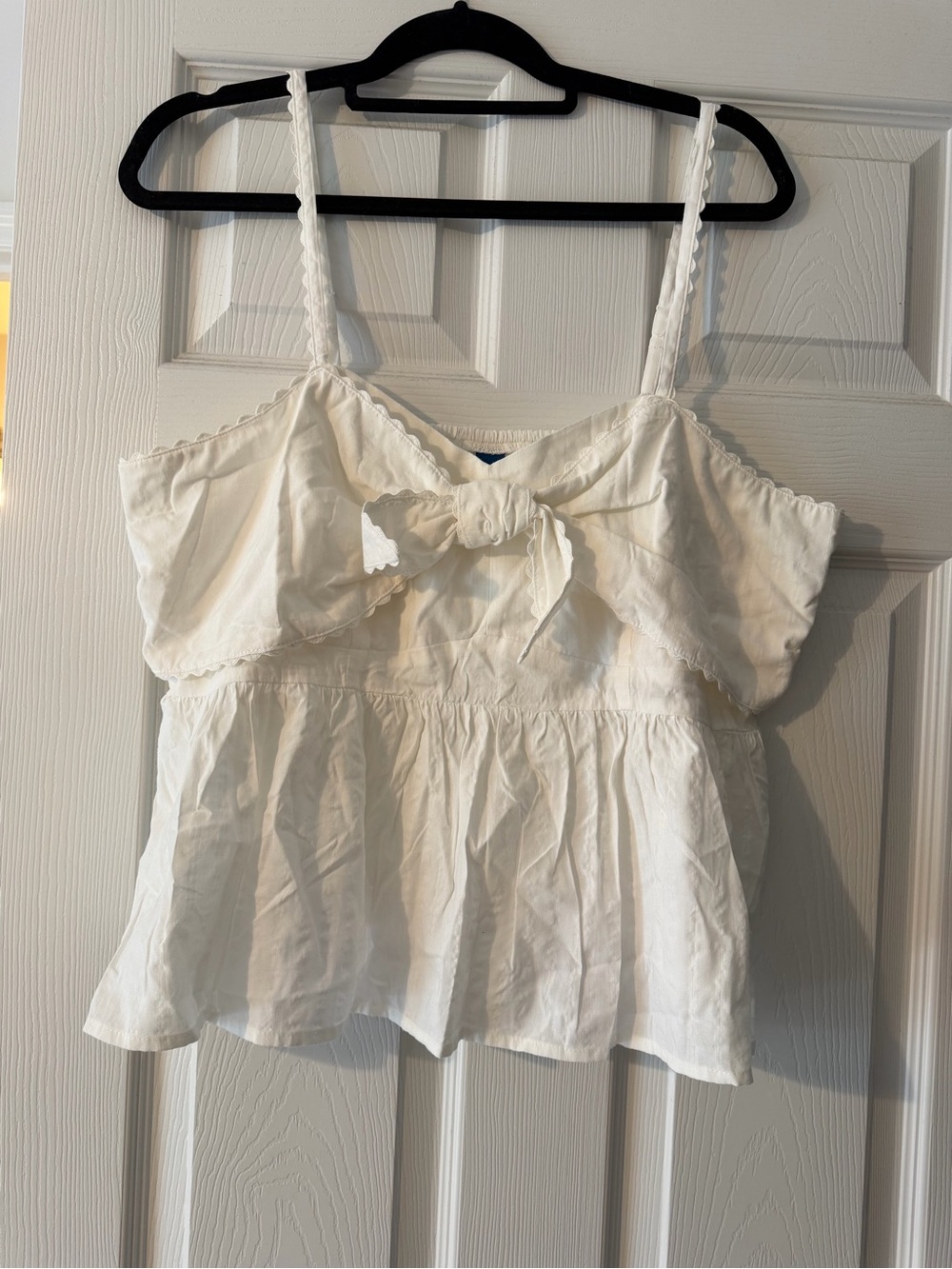 Old Navy White Tie-Front Spaghetti Strap Camisole